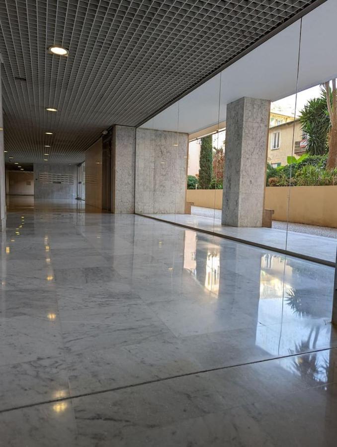 Appartement Hyper Central Et Calme, A 5 Metres De Monaco Бюсолей Екстериор снимка