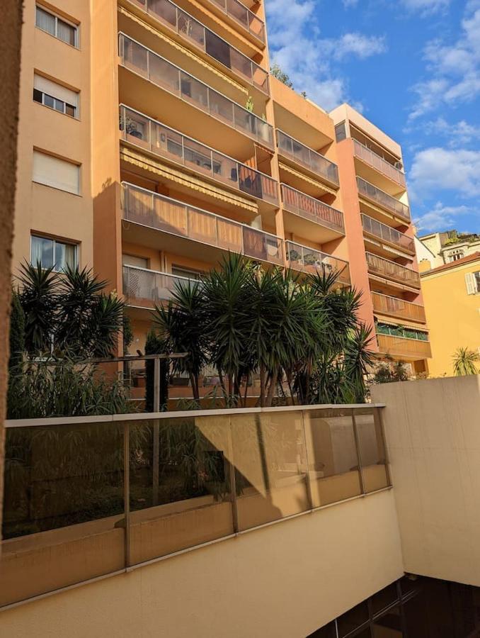 Appartement Hyper Central Et Calme, A 5 Metres De Monaco Бюсолей Екстериор снимка